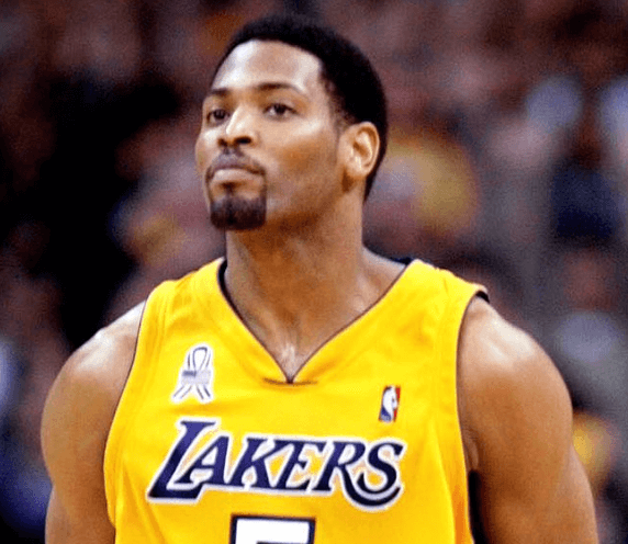 Robert Horry with the Lakers
